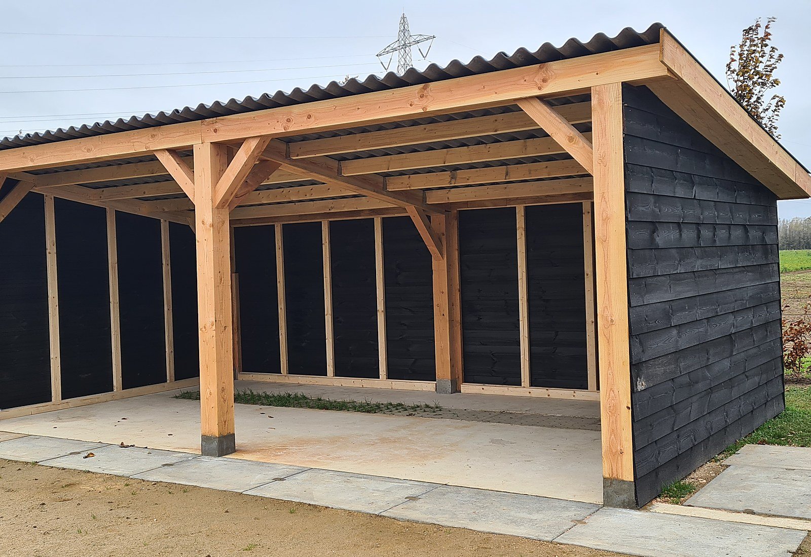 Carport met berging
